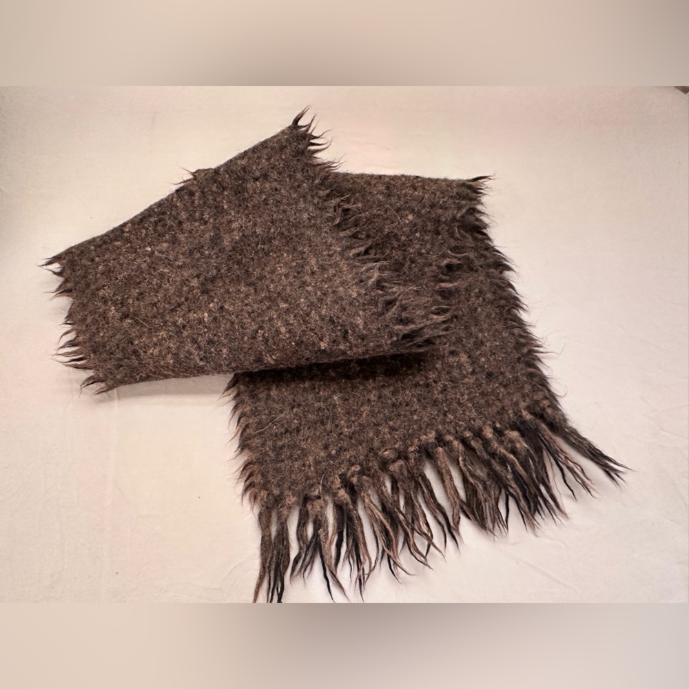 1990s J. Peterman Co. Shaggy Wool Scarf – Rustic Brown Fringe - Picture 2 of 5